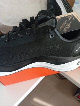 Zapatillas Nike Running Gore-Tex Nuevas. Talla 44