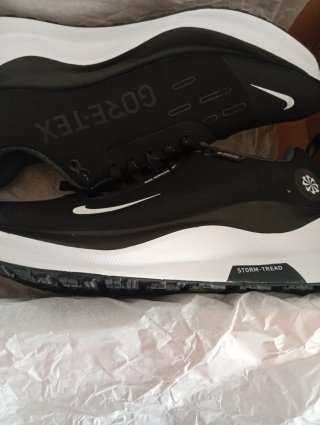 Zapatillas Nike Running Gore-Tex Nuevas. Talla 44