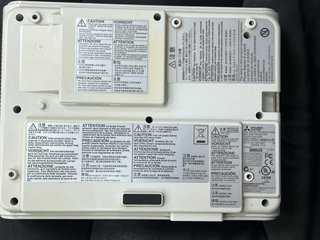 Proyector Mitsubishi XD221U-ST