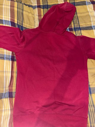Sudadera Jordan roja con capucha