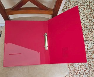 2 archivadores Rapesco (rojo y turquesa)