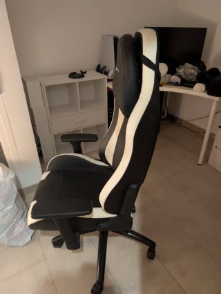 Silla Gaming New Skill Negra y Blanca