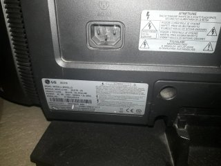 TV LG 20LS1R