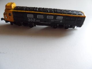 LOCOMOTORA TALGO 352 VIRGEN DEL CAMINO ARTESANAL N