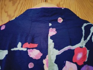 Blusa de seda con estampado floral