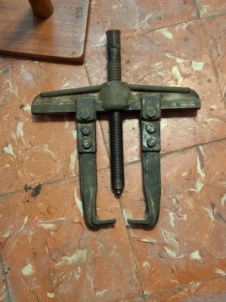 Extractor de piezas mecánica