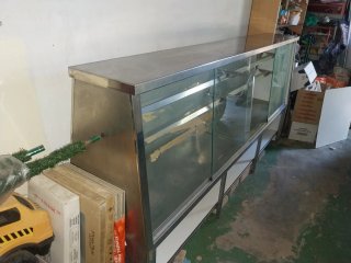 Vitrina expositora hostelería cristal y acero inox