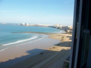 Alquiler piso  en Cadiz curso escolar, solo chicas