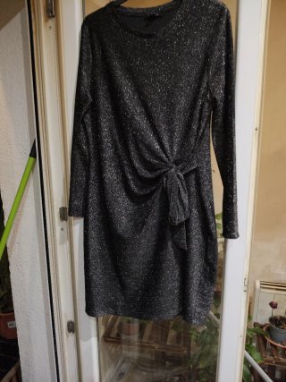 Vestido fiesta plateado brillante