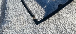 Occhiali da sole Miu Miu neri logo dorato