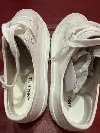 Zapatillas blancas Anna Field