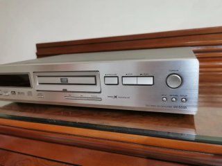 Reproductor DVD Onkyo DV-S535