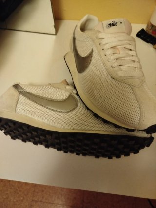 Nike Cortez Plata/Blanco Talla 42