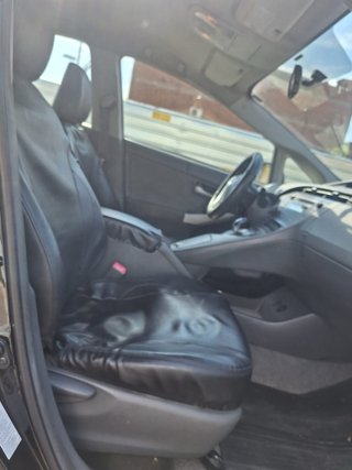 Toyota Prius 2011