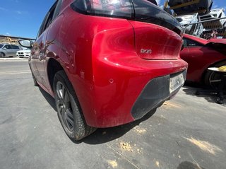 Paragolpes trasero 9823195380 peugeot 208 2908793