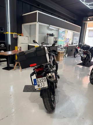 BMW F850GS Triple Black