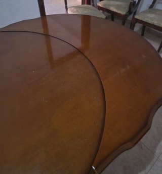 Mesa de comedor y 4 sillas