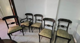Mesa de comedor y 4 sillas