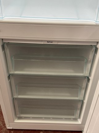 FRIGORÍFICO LIEBHERR COMBI NO FROST EN BLANCO