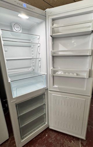 FRIGORÍFICO LIEBHERR COMBI NO FROST EN BLANCO