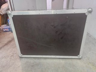 Flight Case THON Combi (Cabezal + Rack 19)