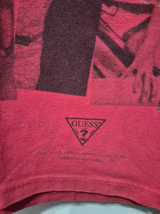 Maglietta donna Guess corallo con stampe