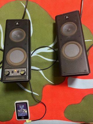 Altavoces Logitech 2.0 PC