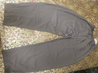 Pantalones Kimi grises talla 38/40 A estrenar