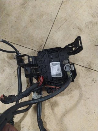 Caja fusibles Ibiza 6J