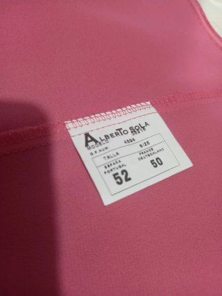 Blusa de tirantes rosa alta costura Alberto Sola
