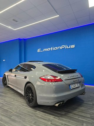 Porsche Panamera 2012