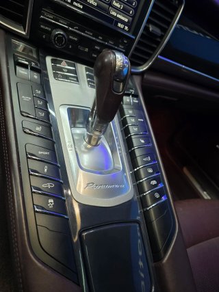 Porsche Panamera 2012