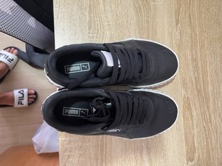 Zapatillas Puma Negras y Rosas