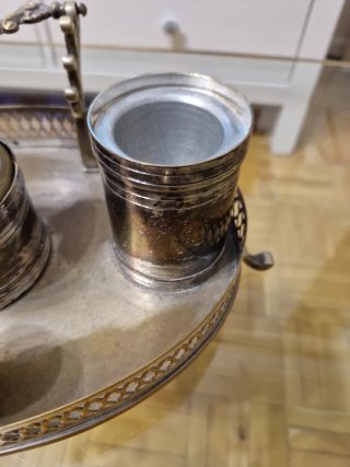 Escribano antiguo de sobremesa