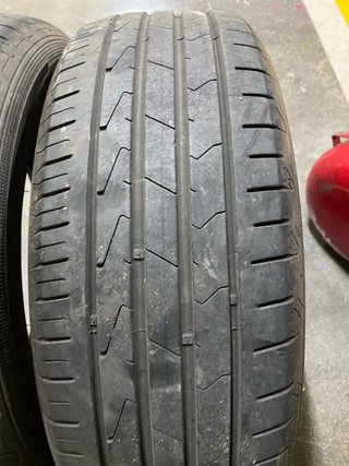2 Neumáticos Hankook 205/60R16