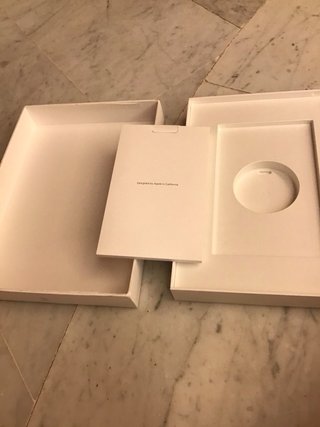 Caja vacía Apple iPad