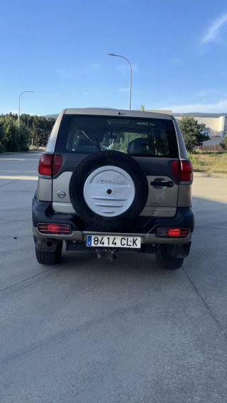 Nissan Terrano II 2003