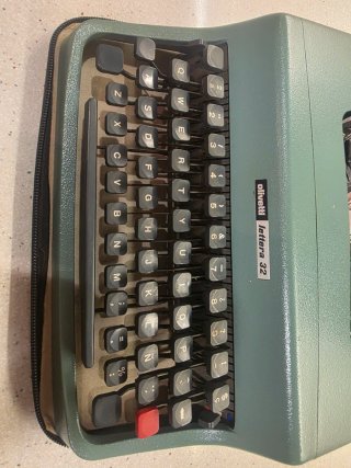 Olivetti Lettera 32 Máquina de Escribir con Estuch