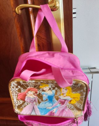2 Bolsos Infantiles Princesas y Hello Kitty