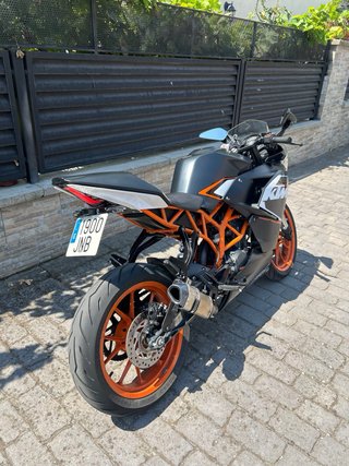 KTM RC 125 2016