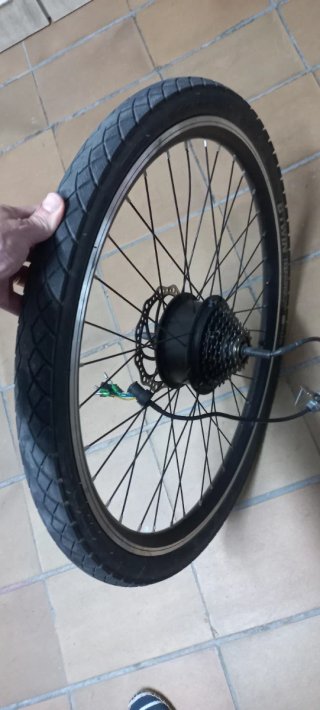 Recambios Bicicleta Moma 16. Precio a convenir.