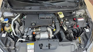 Peugeot 308 2016