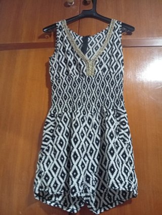 2 monos elegantes Talla M PrecioLos 2