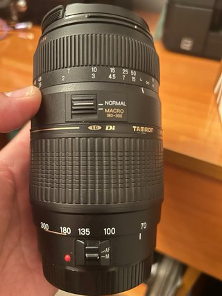 Tamron AF 70-300mm F/4-5.6 Di LD Macro