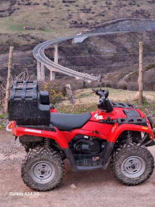 Can-Am Outlander 400 Rojo ATV