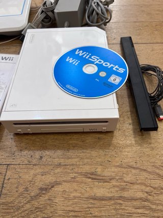 Nintendo Wii + Tablet uDraw + 3 Jogos
