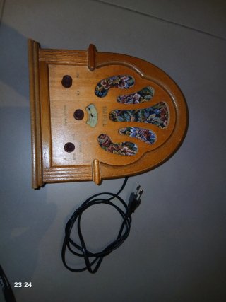 Radio Impel Vintage Madera Altura 24cm