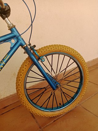 Bici BMX Orbea Galaxy Azul y Amarilla
