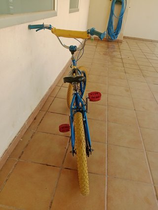 Bici BMX Orbea Galaxy Azul y Amarilla