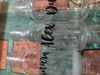 Botellas de cristal personalizadas con nombres